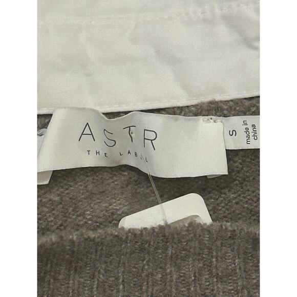 NWT ASTR The Label Carol Mixed Media Sweater size S - Picture 3 of 5
